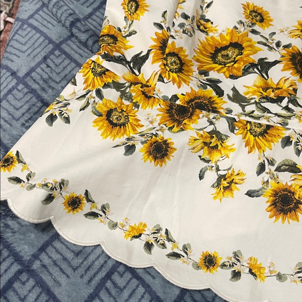 NWT White House Black Market Sunflower Print Strapless Top - Picture 6 of 11